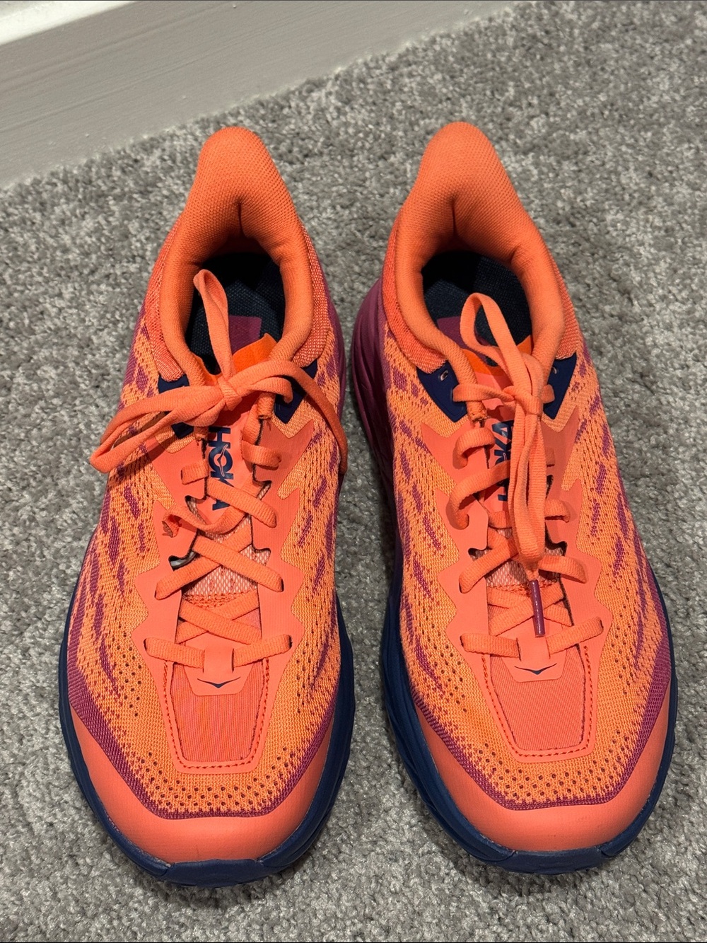 Hoka Women's SpeedGoat Athletic Running Shoes 9W